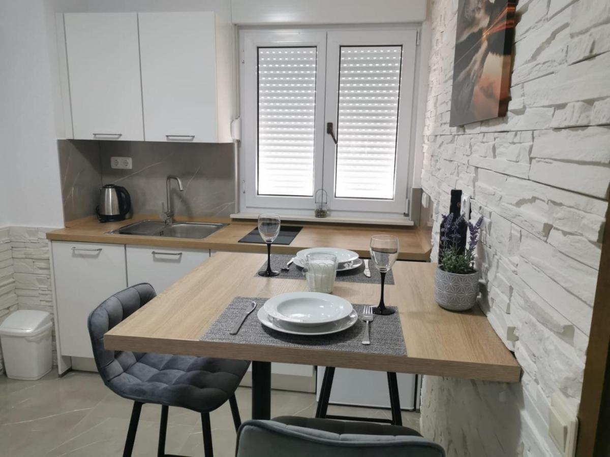 Apartments Marina Trogir Exterior foto